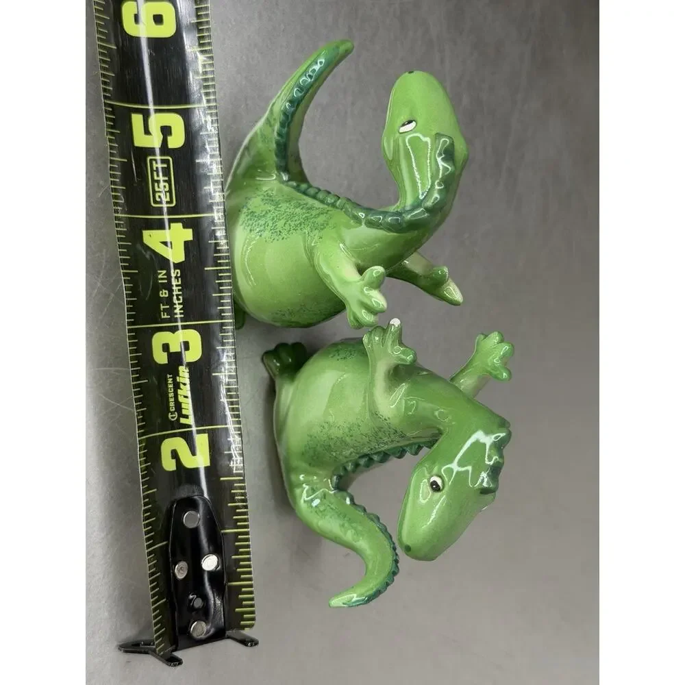 Vintage Royal Gorge Green Dinosaur Salt & Pepper Shakers Set Japan Kitschy 60s
